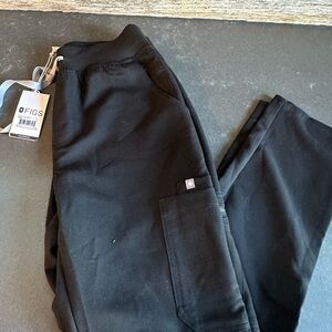 Figs Women's Black Skinny Pants